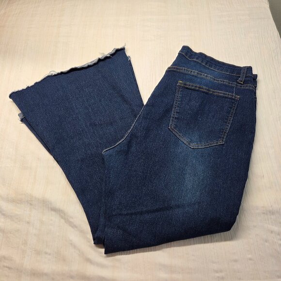 Unbranded Extra Large Faded Dark Denim Blue Raw Hem High Flare Casual Jeans - Picture 1 of 8